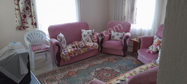 Aydın Söke Nalbantlar Mah Önü Açık İçinde 2+1 Odası Olan Geniş Bahçeli Satılık Müstakil Ev