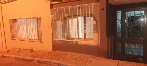 İzmir'in En Popüler Semti F.altay Meydanı, Üçkuyularda Satılık Daire