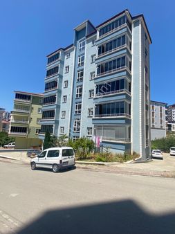 Sandı Emlak Tan Satılık İlkadım Derebahçede Harika Lokasyonda 6 Yaşında Dairemiz