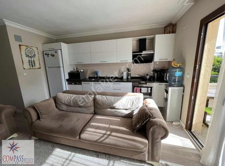 Marmaris'te Havuzlu Sitede Full Tadilatlı 1+1 Satılık Daire