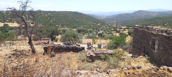 Manisa Karahüseyinli De Satılık 352 M2 Konut İmarlı Arsa 750.000 Tl