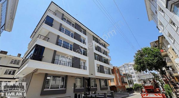Mercanlardan Karşıyaka'da 3+1 Satılık Kot' Ta Sıfır Daire