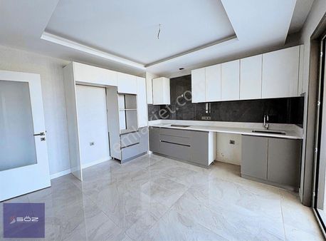 Modern Mimari Hastane Bölgesinde Sıfır Manzaralı 3+1 Site