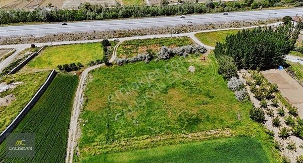 Toki Karşısı Bakışlı Köyü 9.444 M2 Satılık Tarla