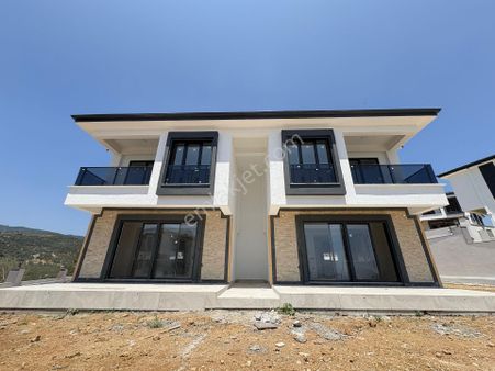 Arya'dan Muhteşem Kazdağları Ve Deniz Manzarasıyla 3+1 Villa