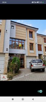 Yenikent Mahallesi Sıla Evleri Sitesi 5+1 Kombili Tripleks Kiralık Bina