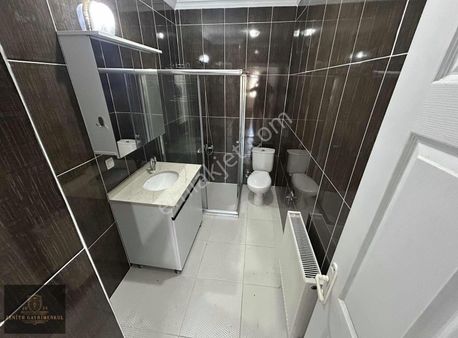 Akçaabat Kavaklı' Da Satılık İçi Yeni Yapılmış 2+1 Satılık Daire