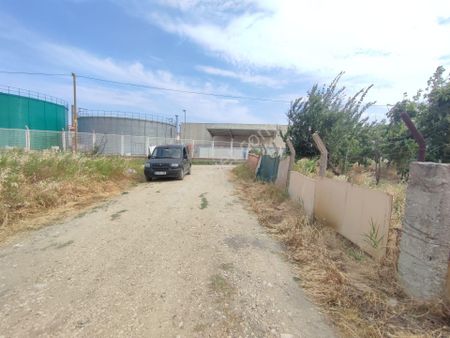 Bulut Yatırımdan 405 M² % 30 İmarlı Merkezi Konumda Denize Yakın Köşe Parsel Arsa