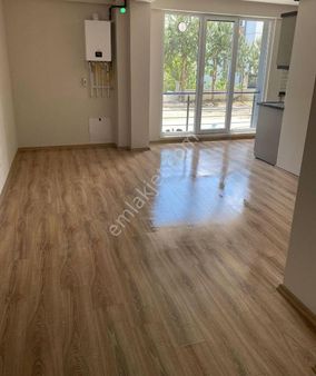 P&a Gayrimenkul Den Eski Firin Arkasi Kiralik 1+1 Luxs Daire