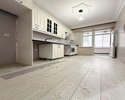 Fırsat Evi Geniş Aileye Geniş Daire 105 M2