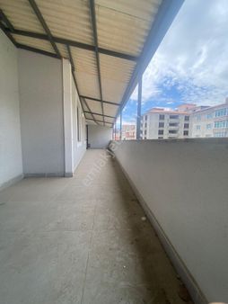 İ&s Gayrimenkul Den Satılık 2+1 Merkezde Teraslı Yerden Isıtmalı Ferah Çok Büyük Aşırı Lüks Daire