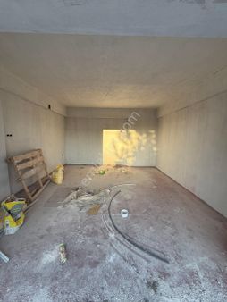 Efendi Mah Ring Yolu Üzeri 34 M2 Satılık Dükkan