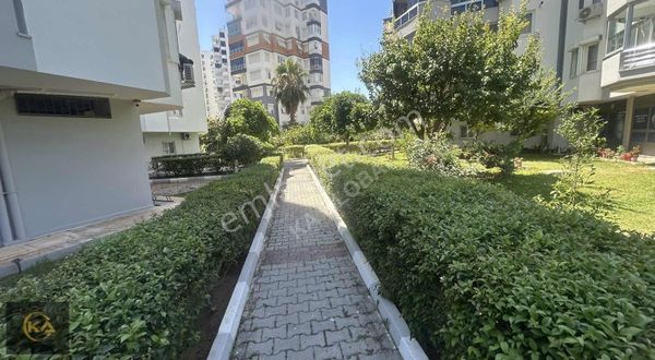 Çağlayanda Merkezi Konumda A.mutfaklı,d.gazlı Kiralık 3+1 Daire