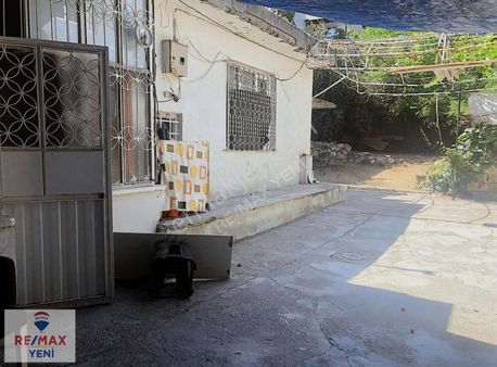 Re/max Yeni'den Osman Gazi Mahallesinde Müstakil Ev