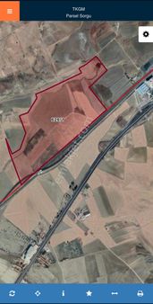 Çözüm Emlak’tan Ankara Polatlı’da Eskişehir Yoluna 350 Metre 2.500m2 Tarla