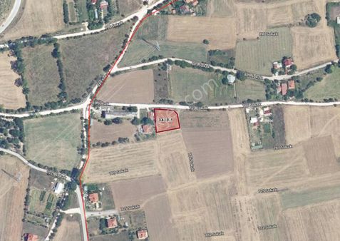 Çamlıoğlu Gayrimenkulden - Yukarısoku'da 1071 M2 Satılık Arsa