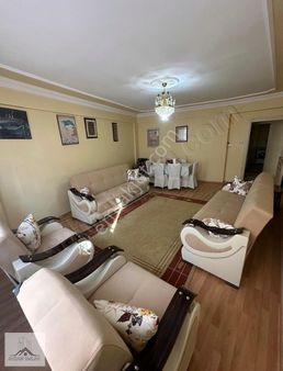 Aksan Emlak'tan Ece Mah. Fırsat 4+1 Satılık Daire!