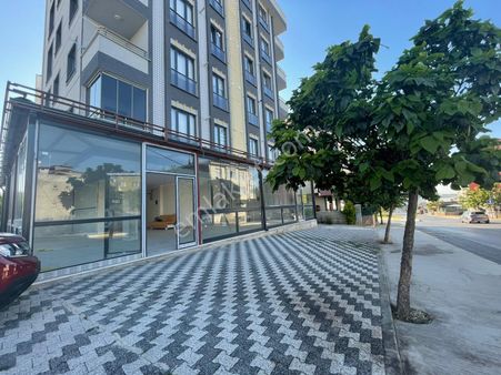 Zeymak Yapı Gayrimenkulden Sultanbeyli Selçukhan Caddesinde Satılık&kiralık Dükkan