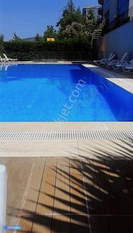 Havuzlu, Yatırımlık Site İçinde 1+1 Temiz Daire