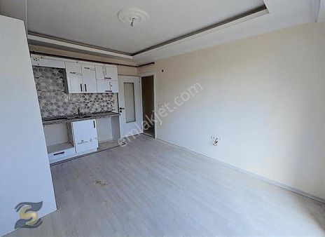 Orta Noktadan 0 Binada Merkezi Konumda 1+1 Ferah Daire !