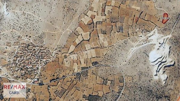 Köye Çok Yakın, Çok Verimli Toprak, Uygun Fiyatlı Satılık Tarla