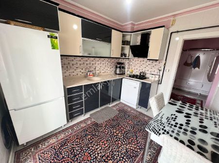 H.gazi Göbek Pazar Okul Yanı Asansörlü 3.kat 3+1 120m2 Önü Açık Köşe Başı C.balkon Kombi