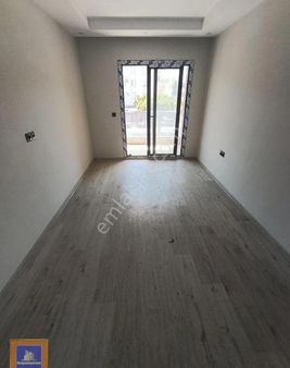 Ön Cephe Önü Açık Sahile 200m Mesafede Sıfır 2+1 Daire