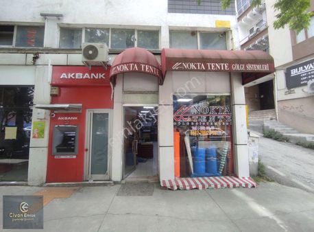 İlkadım Yüzüncü Yıl Bulvarı'na Cephe 150 M² Satılık Dükkan