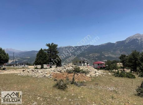 Pozantı Selçuk Emlak'tan Y.konacık Bozkırlı Mev. 697 M2 Arsa