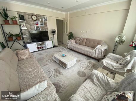 Topraklık Mahallesi Halk Caddesi Üzerinde Satılık Daire