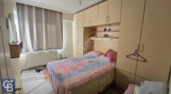 Krediye Uygun Merkezde Full Tadilatlı Satılık 2+1 Ara Kat Daire