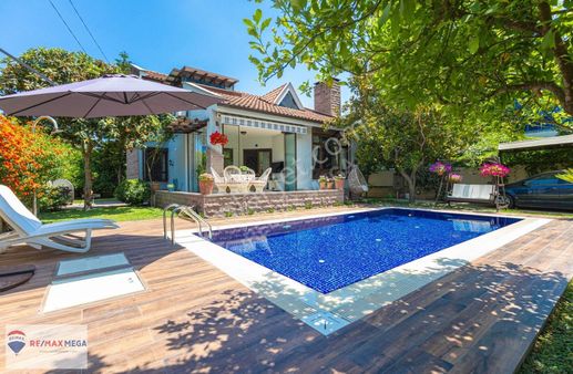 Göynük'te Orman Manzaralı Eşyalı 3+1 Müstakil Villa