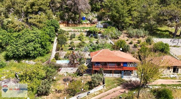 Adrasan'da Eşyalı Müstakil Taş Ev