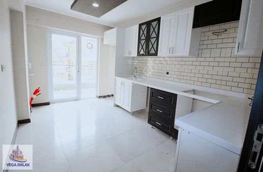 Vega Emlak Farkıyla Yerden Isıtma Full Yapılı Sıfır 3+1 Daire