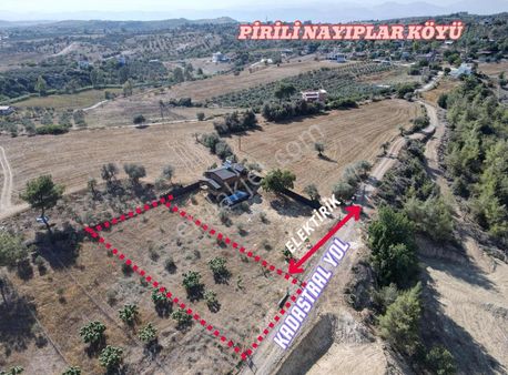 Çukurova Pirilide Köy İçerisinde Havadar Konum Elektirik Su Var