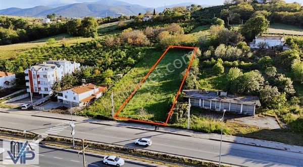 Bafra Vip Gayrimenkulde 19 Mayısta Yol Kenarında Satılık Tarla
