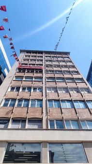 Mecidiyeköy Büyükdere Caddesi Üstünde E5 Cepheli Kiralık Ofis