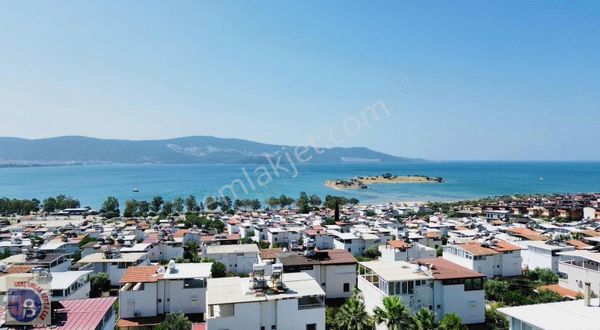 Didim Akbük'te Behçeli Deniz Manzaralı Triplex 3+1 Villa