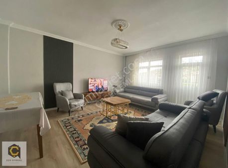 Dört Yol Mevkide 135 M2 Eşyalı Satılık 3+1 Daire