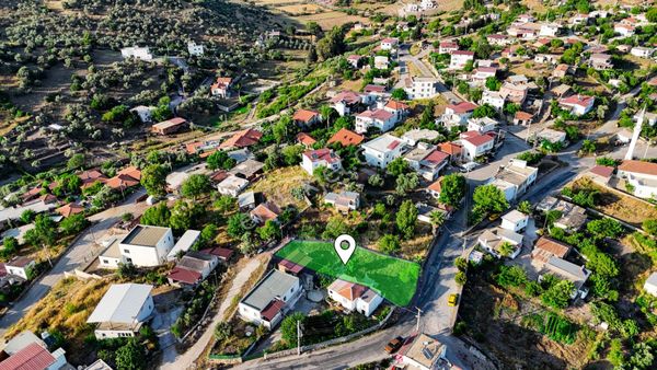 Milas Meşelik Mahallesin'de Köy İçinde İmarlı Satılık Arsa