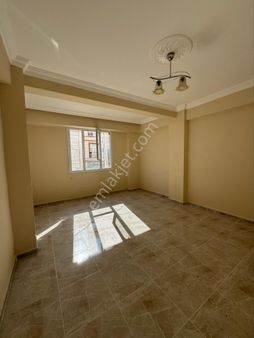 Devteşti Mh. Görmar Market Karşısında 3 Odalı