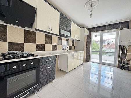 Keçiörende Ara Kat Konumunda 3+1 125m2 Ful Yapılı Masrafsız Daire