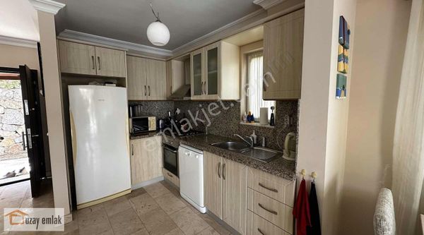 İasos Modern Sitesinde Satılık Villa