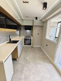 Bahriye Üçok Mahallesinde Full Tadilatlı 3+1 Satılık Daire