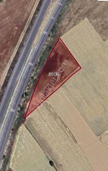 Özçelebi'den Karabulut'da 4360 M² Asfalt Yola Sıfır Satılık Tarla