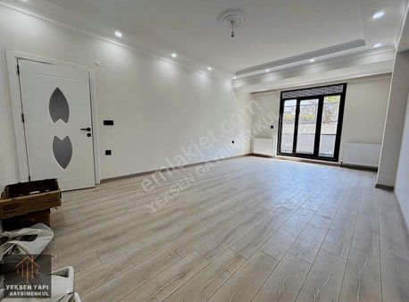 S.murat'ta 2+1 Emsalsiz Büyüklükte 100m² Yüksek Giriş Daire