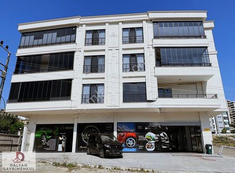 İlkadım Karasamsun' Da Giyinme Odalı Lüks 3+1 Daire