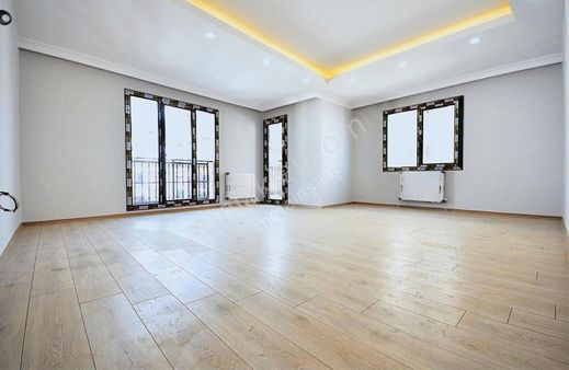 Küçükçekmece Otoparklı Satılık Dublex 200.m2.4+1-10.250.000.tl