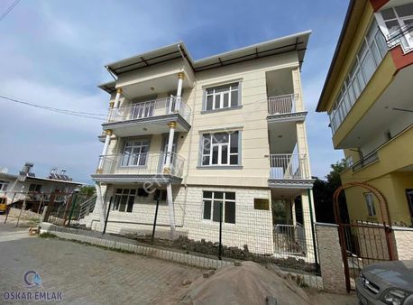 Sarılar Merkezde 3adet 2+1 Satlık Daire