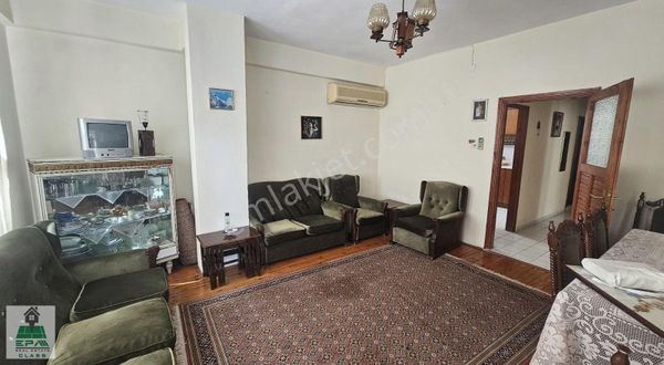 Alanya Merkezde Satılık 3+1 Daire